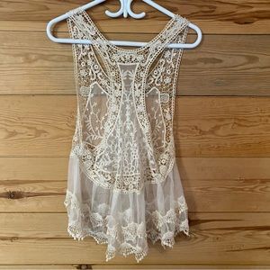 💰3 for $20 - Nice looking shirt, Medium